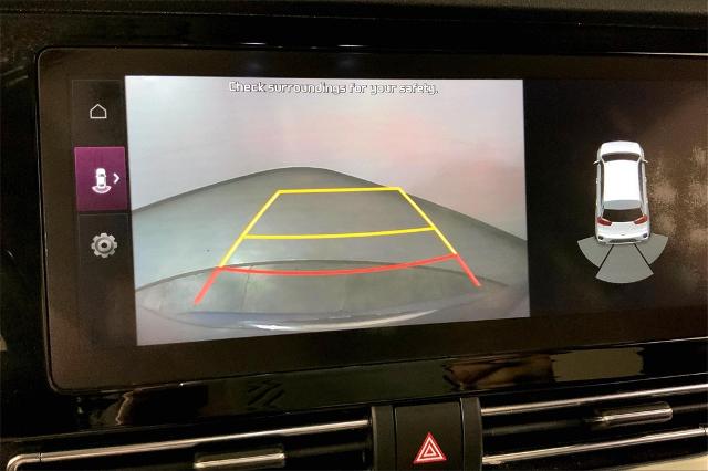 2020 Kia Niro Vehicle Photo in Lees Summit, MO 64086
