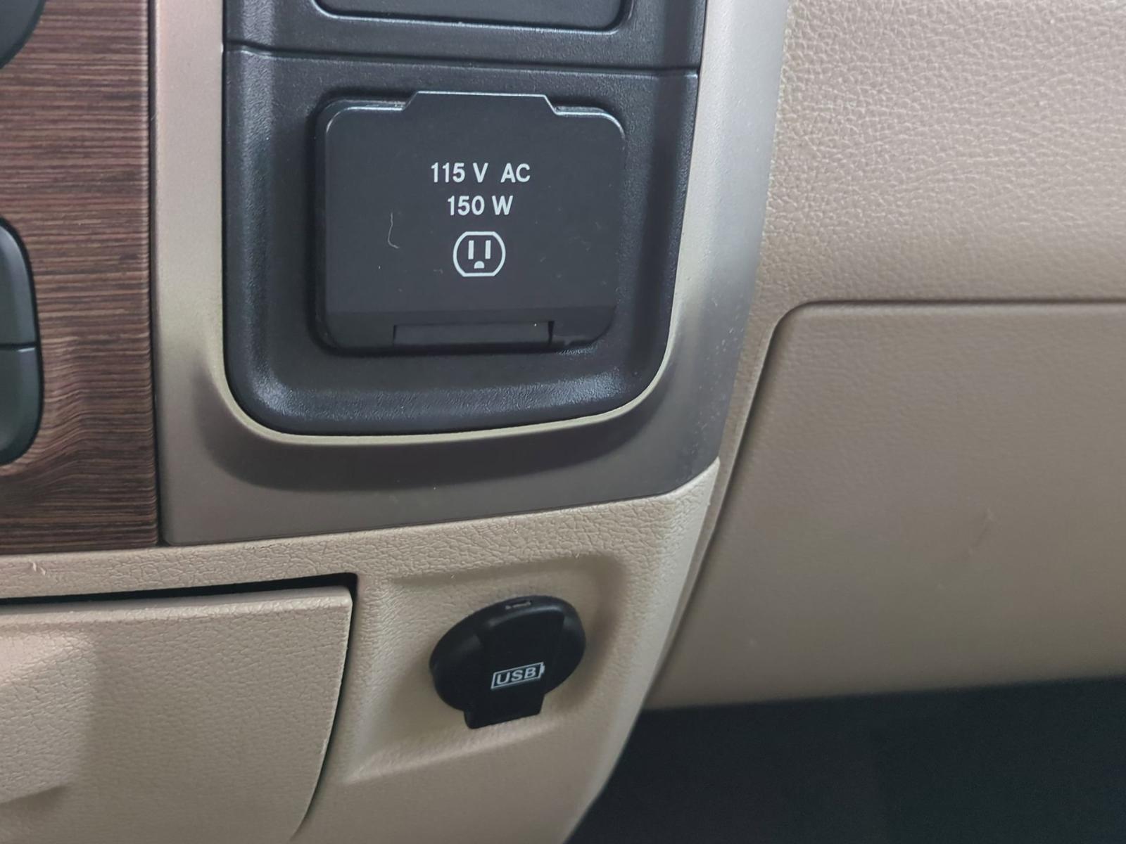 2017 Ram 1500 Vehicle Photo in BARTLETT, TN 38133-4101