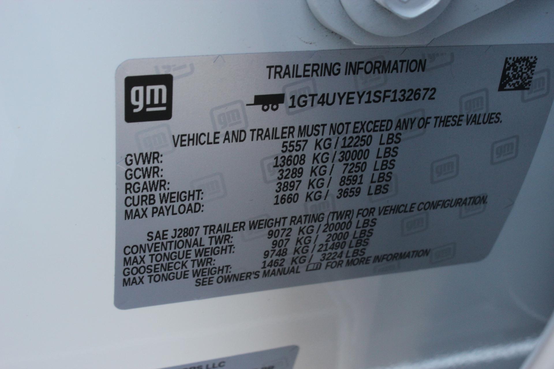 2025 GMC Sierra 3500 HD Vehicle Photo in AURORA, CO 80012-4011