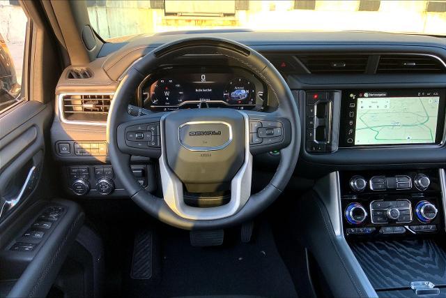 2024 GMC Yukon XL Vehicle Photo in KANSAS CITY, MO 64114-4545