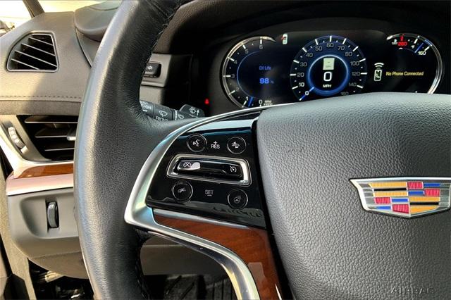 2020 Cadillac Escalade Vehicle Photo in KANSAS CITY, MO 64114-4545