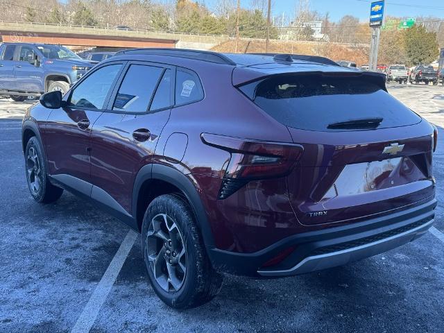 2025 Chevrolet Trax Vehicle Photo in GARDNER, MA 01440-3110
