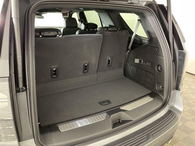 2025 Chevrolet Tahoe Vehicle Photo in PHOENIX, AZ 85014-3381