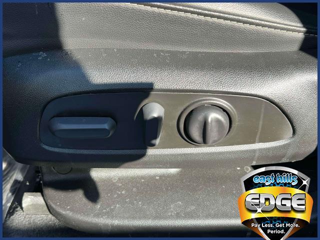 2023 Chevrolet Traverse Vehicle Photo in Roslyn, NY 11576