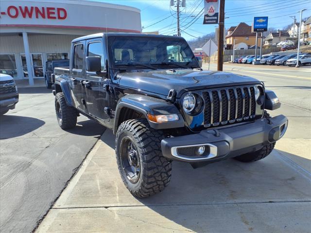 2021 Jeep Gladiator Vehicle Photo in TARENTUM, PA 15084-1435