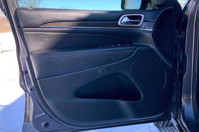 2015 Jeep Grand Cherokee Vehicle Photo in KANSAS CITY, MO 64114-4502