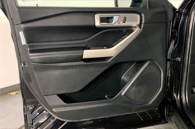 2023 Ford Explorer Vehicle Photo in KANSAS CITY, MO 64114-4502