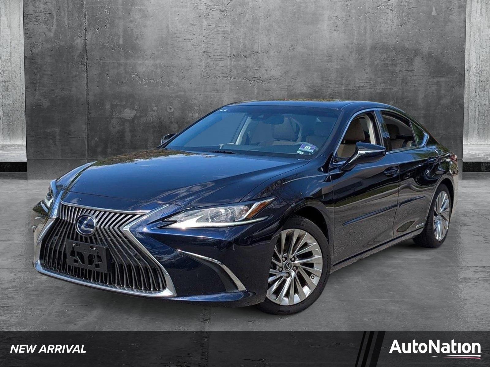 2019 Lexus ES 300h Vehicle Photo in West Palm Beach, FL 33417