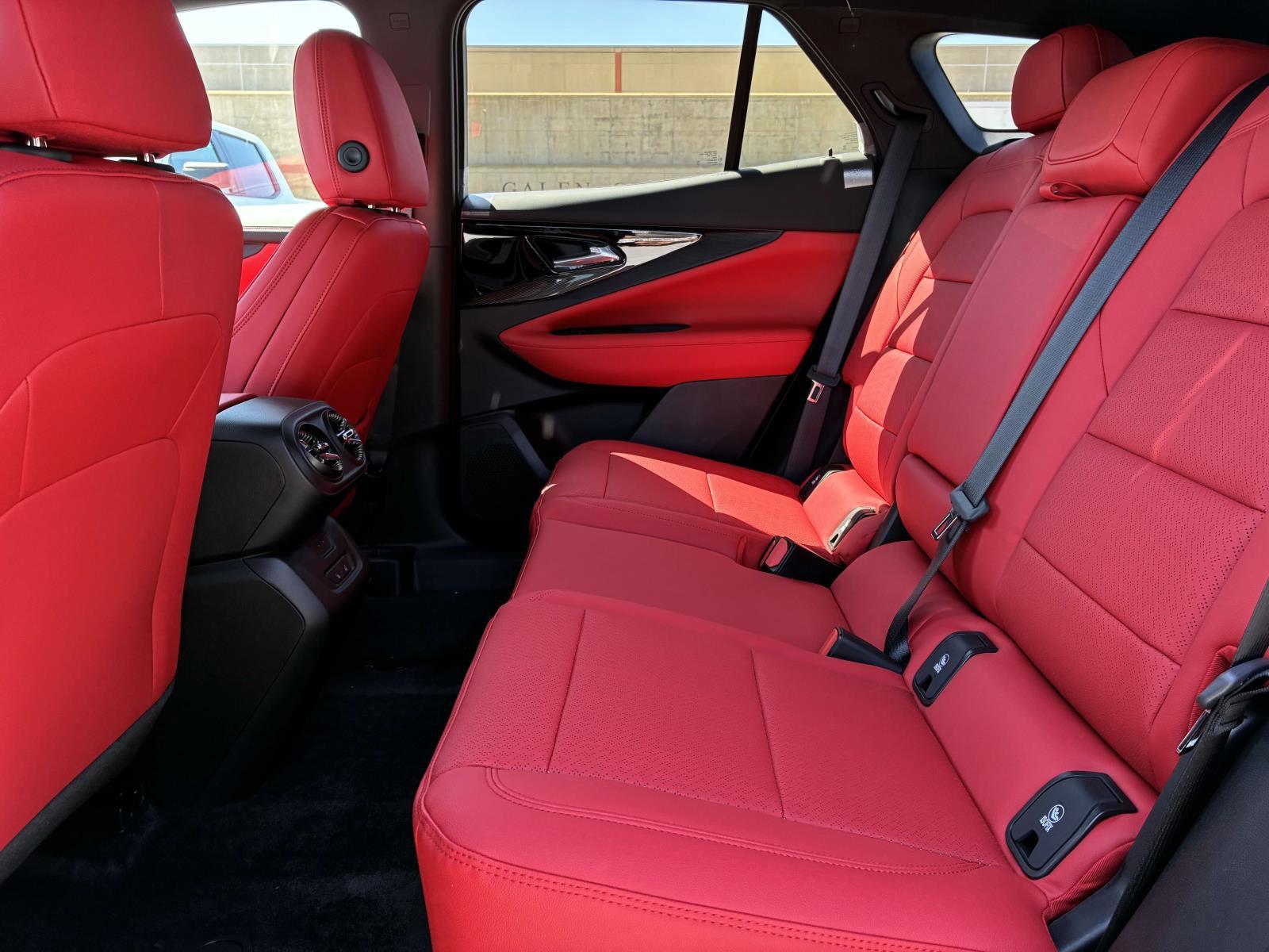 2025 Chevrolet Blazer EV Vehicle Photo in LOS ANGELES, CA 90007-3794