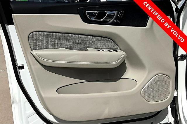 2022 Volvo XC60 Vehicle Photo in Grapevine, TX 76051