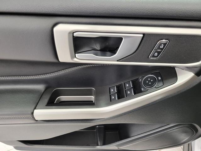 2023 Ford Explorer Vehicle Photo in Oshkosh, WI 54901