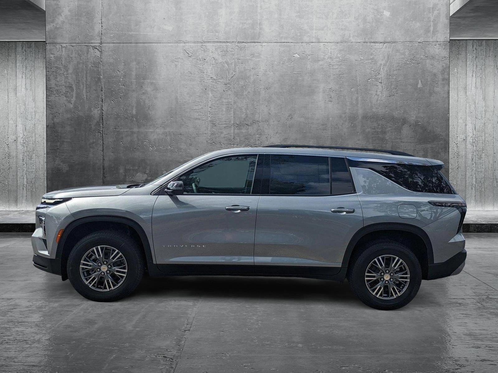 2025 Chevrolet Traverse Vehicle Photo in GREENACRES, FL 33463-3207