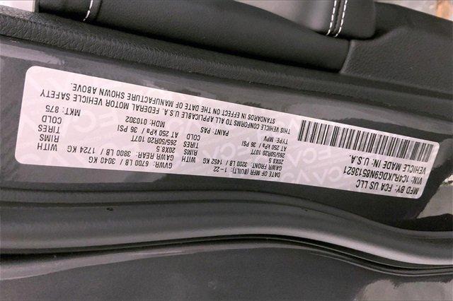 2022 Jeep Grand Cherokee L Vehicle Photo in KANSAS CITY, MO 64114-4502