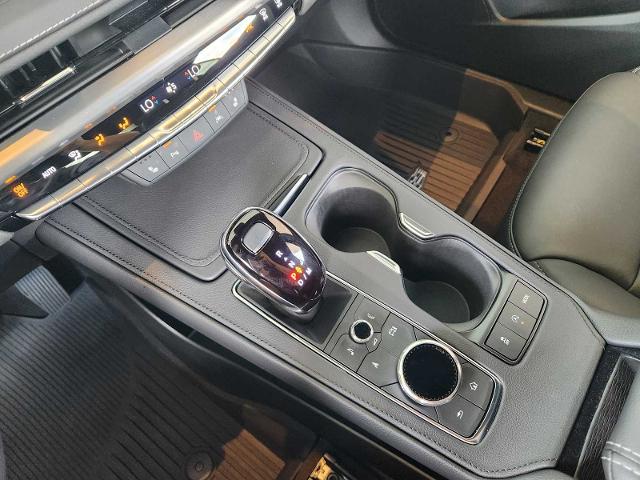 2025 Cadillac XT4 Vehicle Photo in HOUSTON, TX 77079