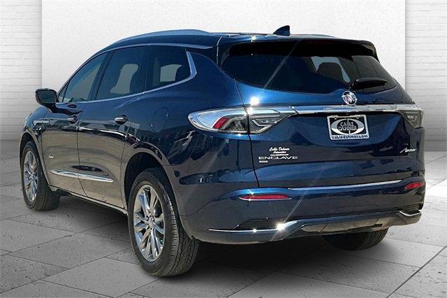 2024 Buick Enclave Vehicle Photo in TOPEKA, KS 66609-0000