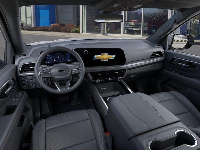 2025 Chevrolet Suburban Vehicle Photo in DANBURY, CT 06810-5034