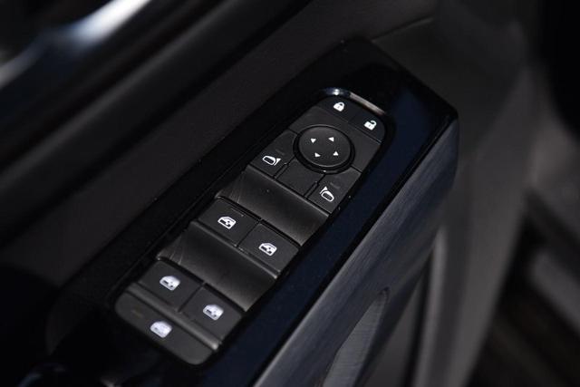 2025 Nissan Pathfinder Vehicle Photo in Ballwin, MO 63011