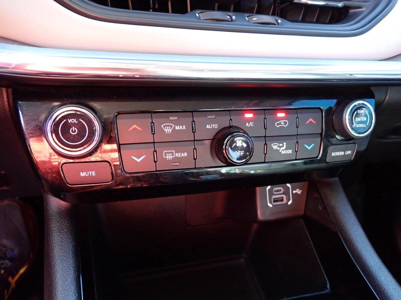 2022 Jeep Compass Vehicle Photo in DENVER, CO 80221-3610