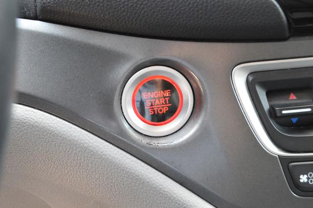 2016 Honda Pilot Vehicle Photo in Houston, TX 77090