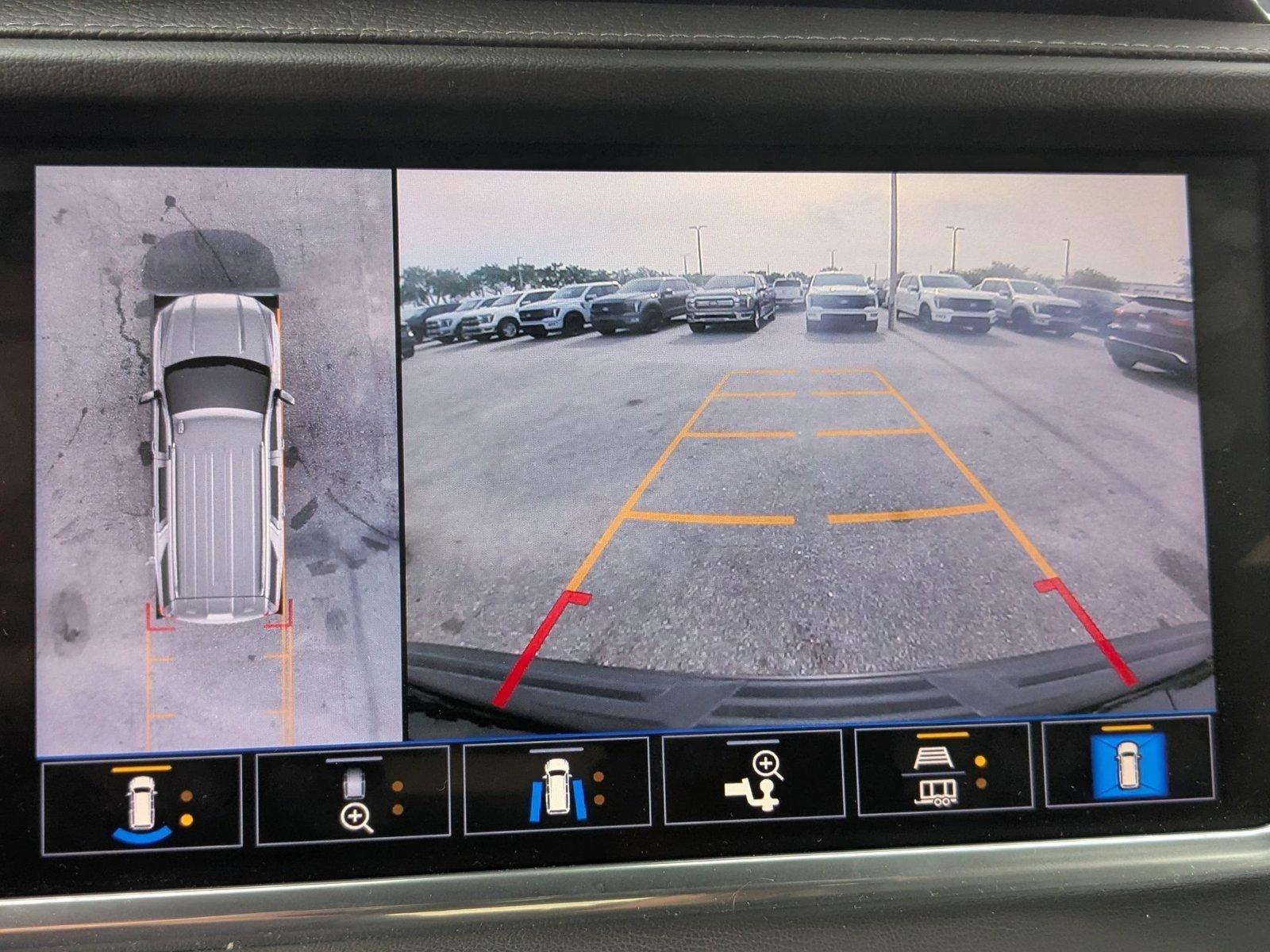 2021 GMC Yukon Vehicle Photo in St. Petersburg, FL 33713