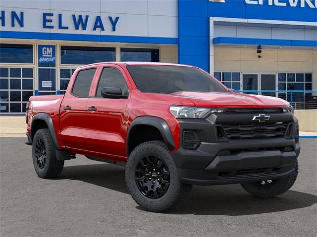 2025 Chevrolet Colorado Vehicle Photo in ENGLEWOOD, CO 80113-6708