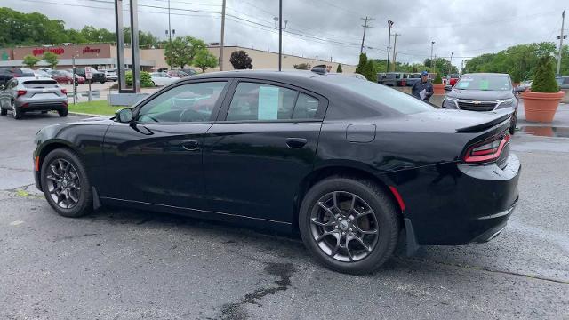 2018 Dodge Charger Vehicle Photo in MOON TOWNSHIP, PA 15108-2571