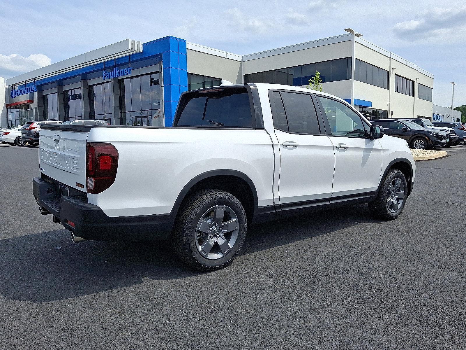 2025 Honda Ridgeline Vehicle Photo in Harrisburg, PA 17111