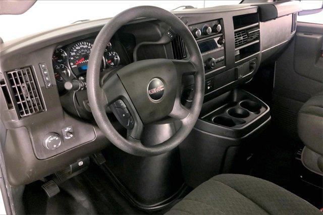 2023 GMC Savana Cargo 2500 Vehicle Photo in KANSAS CITY, MO 64114-4502