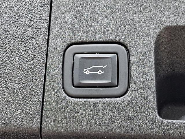 2023 Cadillac XT4 Vehicle Photo in DANBURY, CT 06810-5034