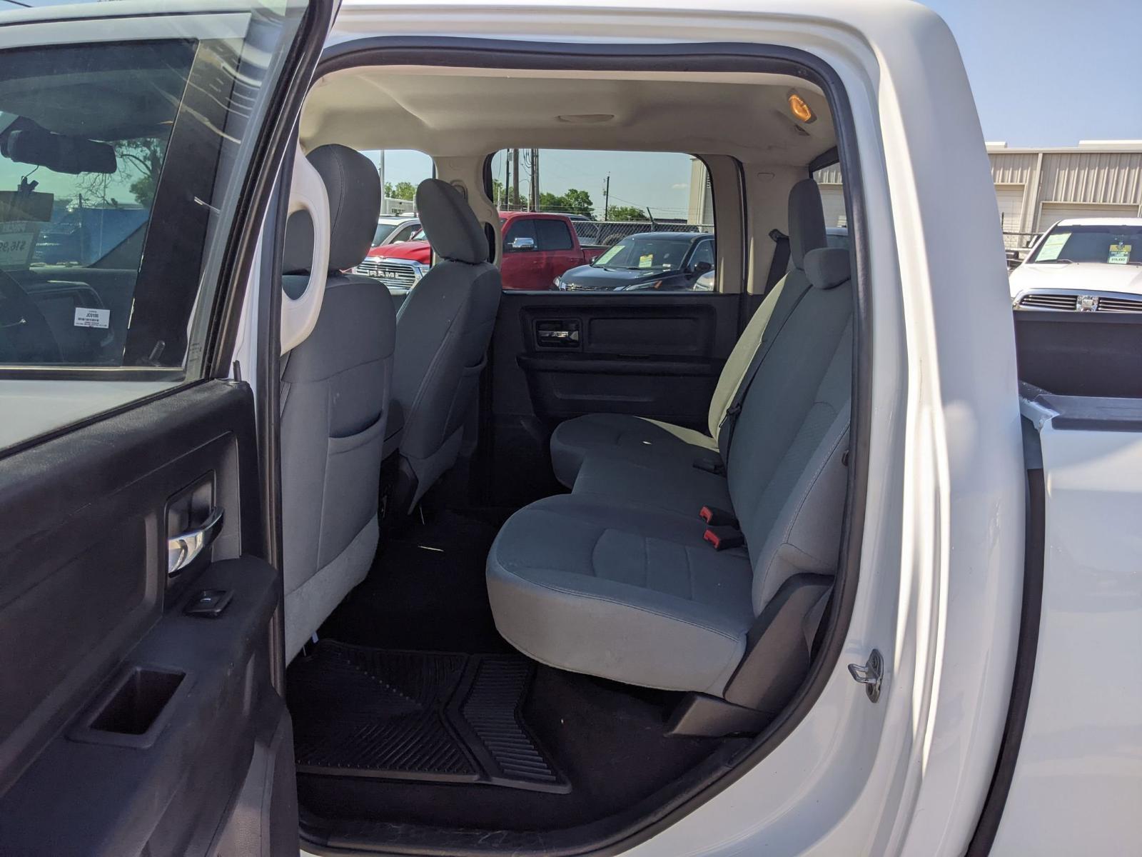 2014 Ram 1500 Vehicle Photo in Seguin, TX 78155
