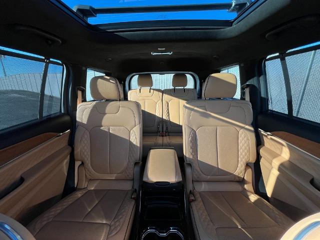 2021 Jeep Grand Cherokee L Vehicle Photo in GREEN BAY, WI 54304-5303