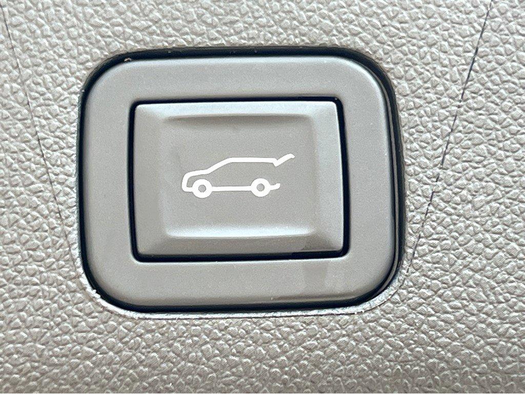2025 Chevrolet Tahoe Vehicle Photo in SAVANNAH, GA 31406-4513