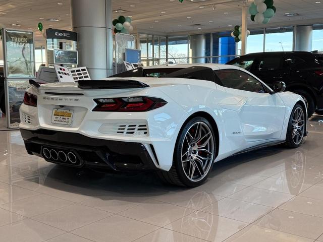 2024 Chevrolet Corvette Vehicle Photo in COLUMBIA, MO 65203-3903