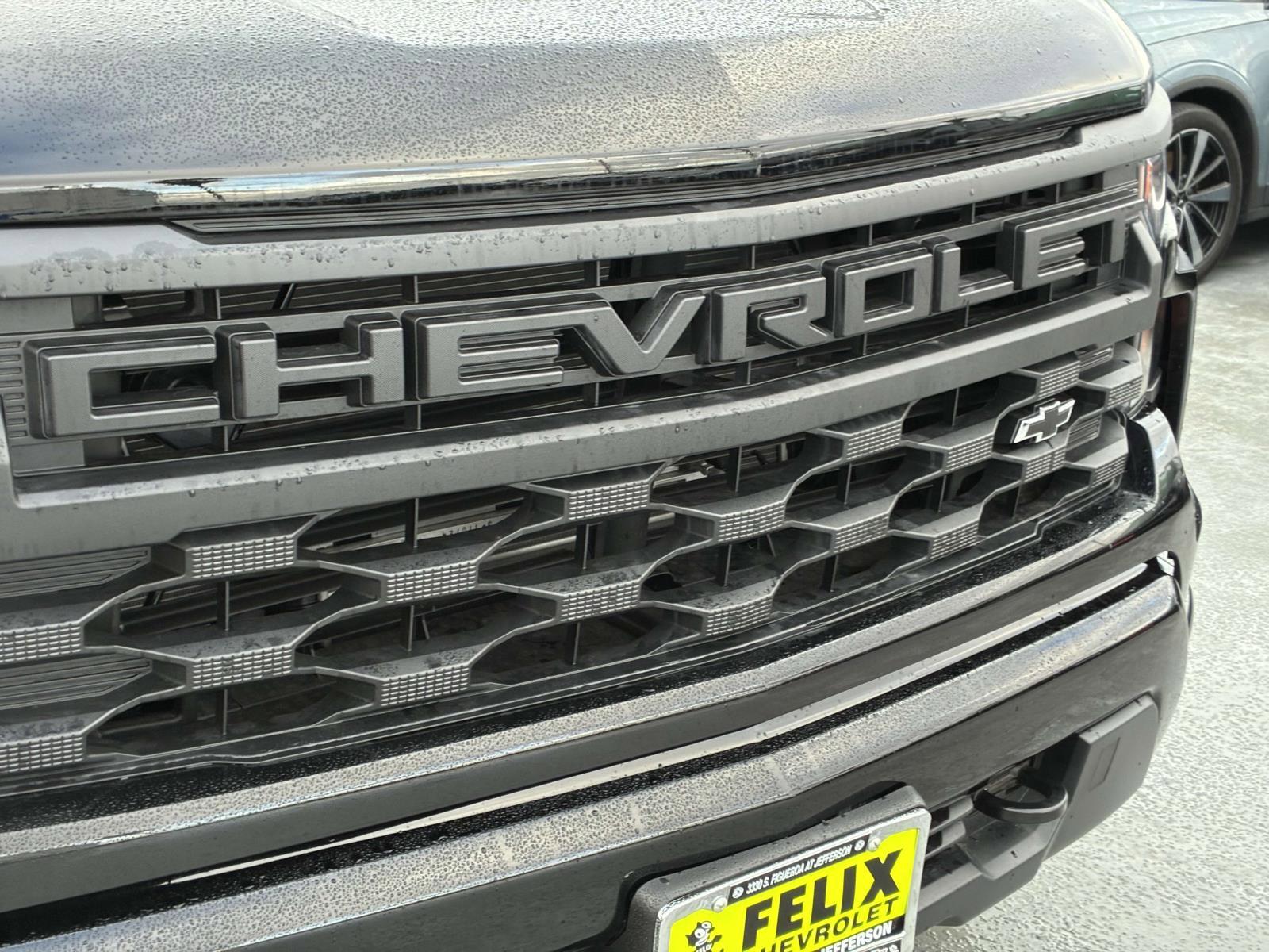 2025 Chevrolet Silverado 1500 Vehicle Photo in LOS ANGELES, CA 90007-3794