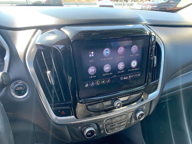 2020 Chevrolet Traverse Vehicle Photo in MOON TOWNSHIP, PA 15108-2571