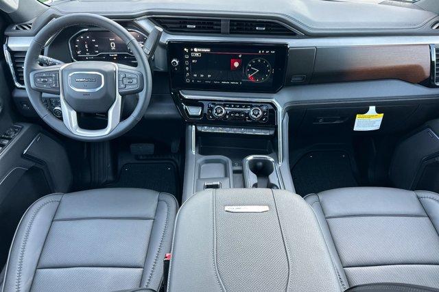 2025 GMC Sierra 2500 HD Vehicle Photo in STOCKTON, CA 95212-2838