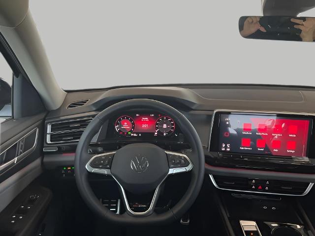 2025 Volkswagen Atlas Vehicle Photo in Oshkosh, WI 54904