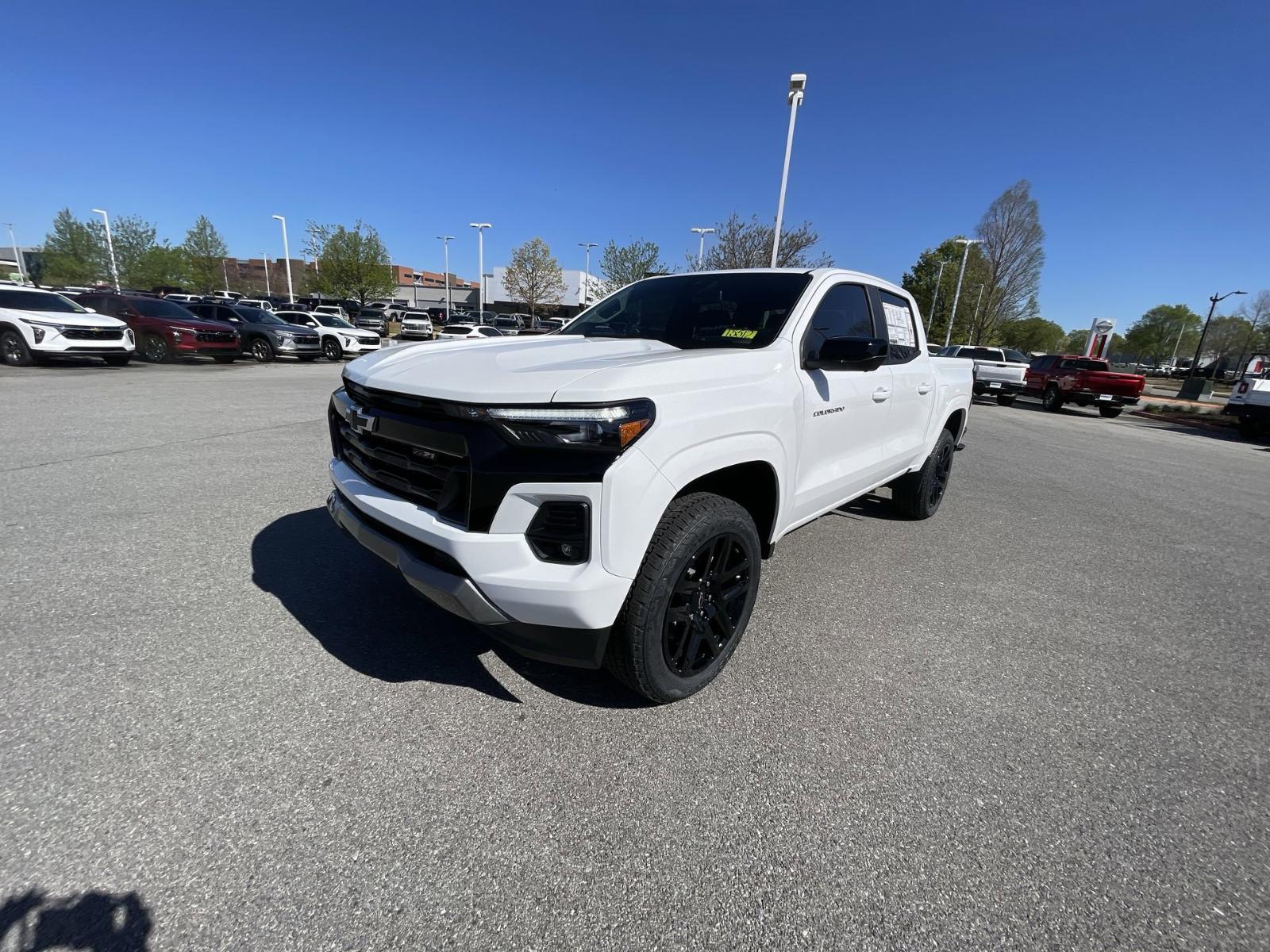 2025 Chevrolet Colorado Vehicle Photo in BENTONVILLE, AR 72712-4322