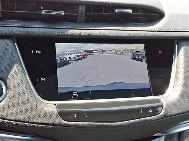 2025 Cadillac XT5 Vehicle Photo in ALLENTOWN, PA 18103-7399