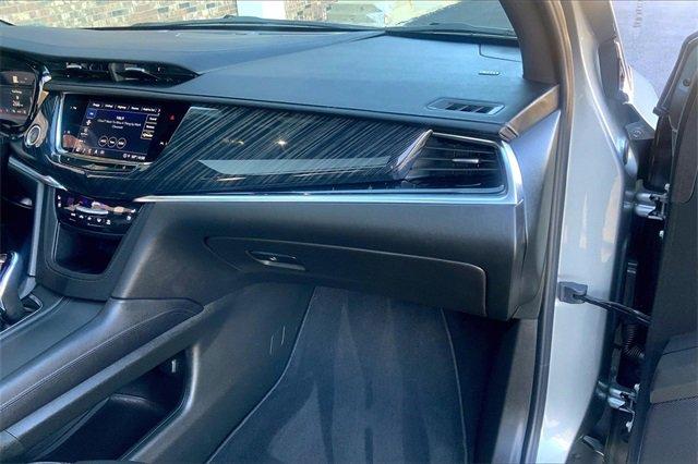 2024 Cadillac XT6 Vehicle Photo in INDEPENDENCE, MO 64055-1314