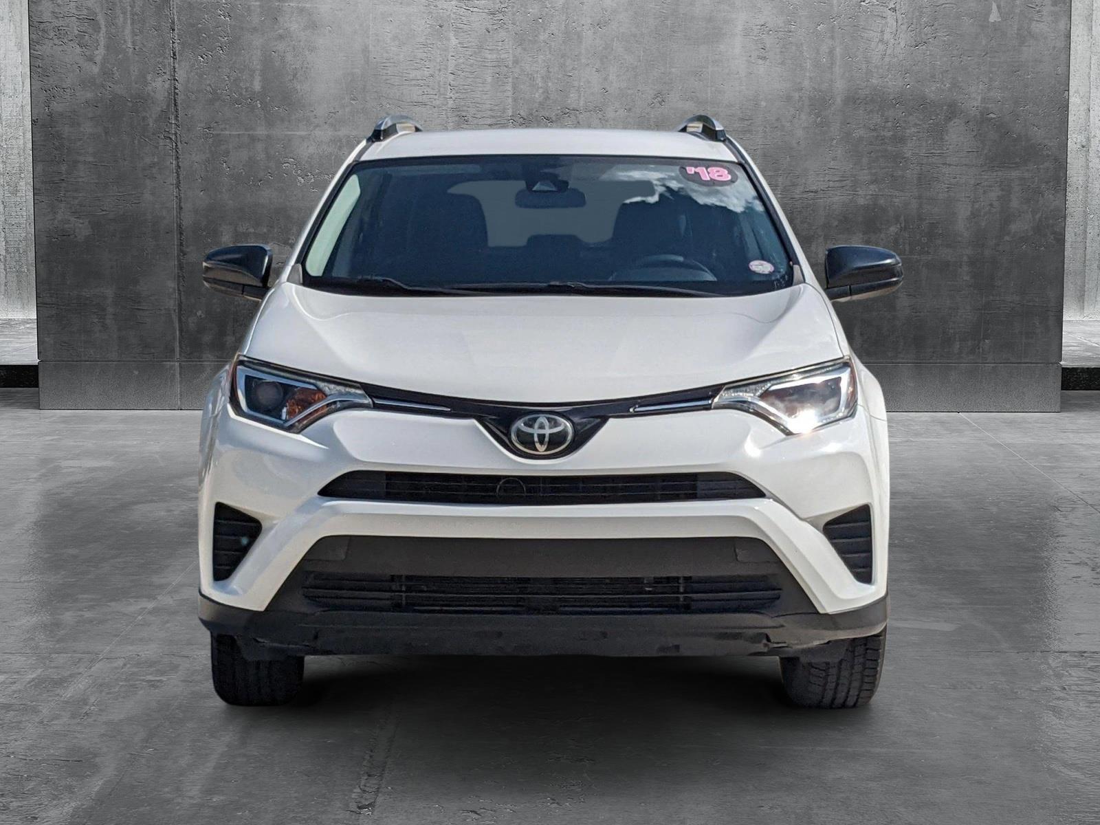 2018 Toyota RAV4 Vehicle Photo in Davie, FL 33331
