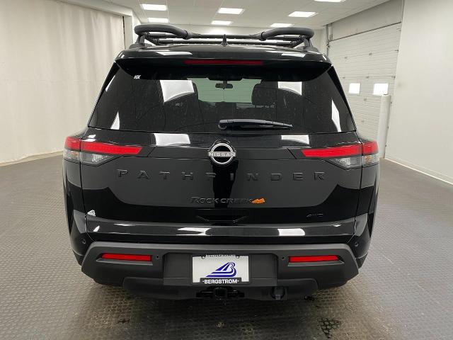 2025 Nissan Pathfinder Vehicle Photo in Appleton, WI 54913