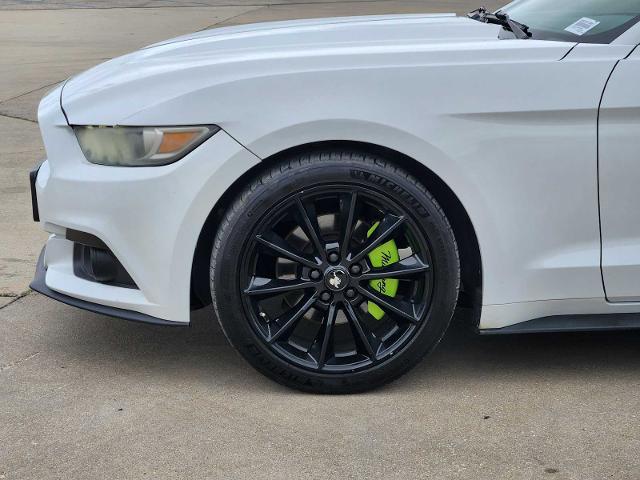 2016 Ford Mustang Vehicle Photo in DENTON, TX 76210-9321