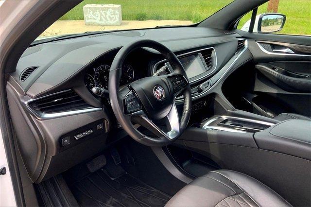 2024 Buick Enclave Vehicle Photo in TOPEKA, KS 66609-0000