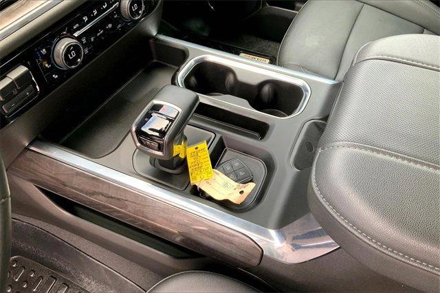 2024 Chevrolet Silverado 1500 Vehicle Photo in KANSAS CITY, MO 64114-4502