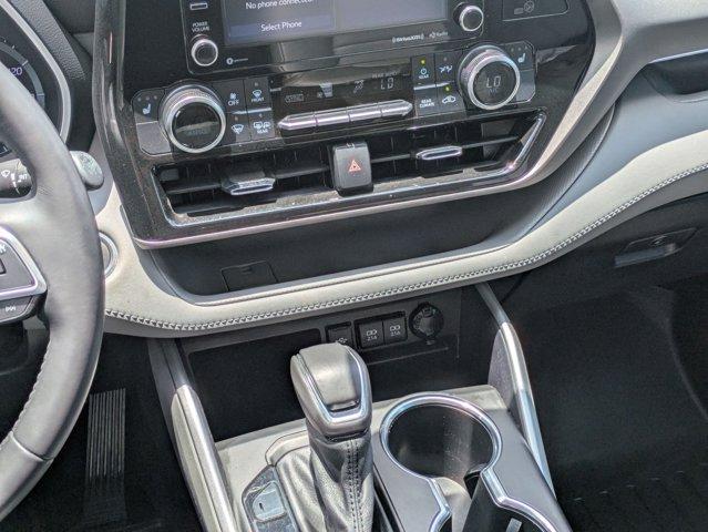 2021 Toyota Highlander Vehicle Photo in SELMA, TX 78154-1460