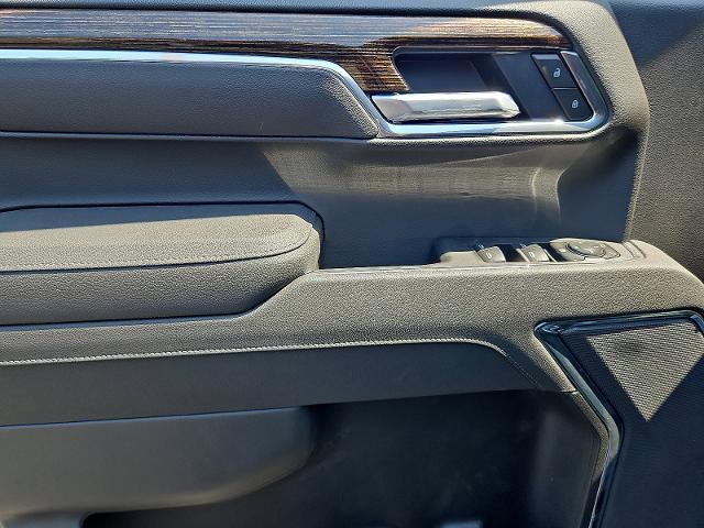 2025 GMC Sierra 1500 Vehicle Photo in TREVOSE, PA 19053-4984