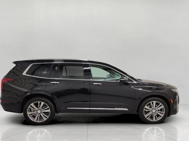 2024 Cadillac XT6 Vehicle Photo in GREEN BAY, WI 54303-3330