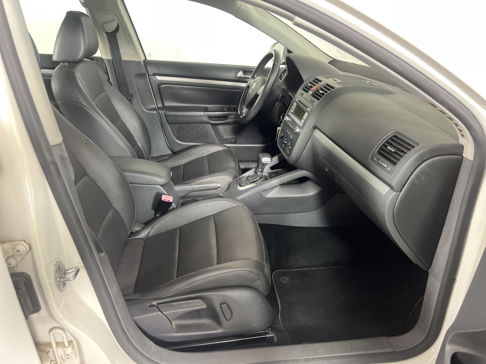 2009 Volkswagen Jetta Sedan Vehicle Photo in Georgetown, TX 78626