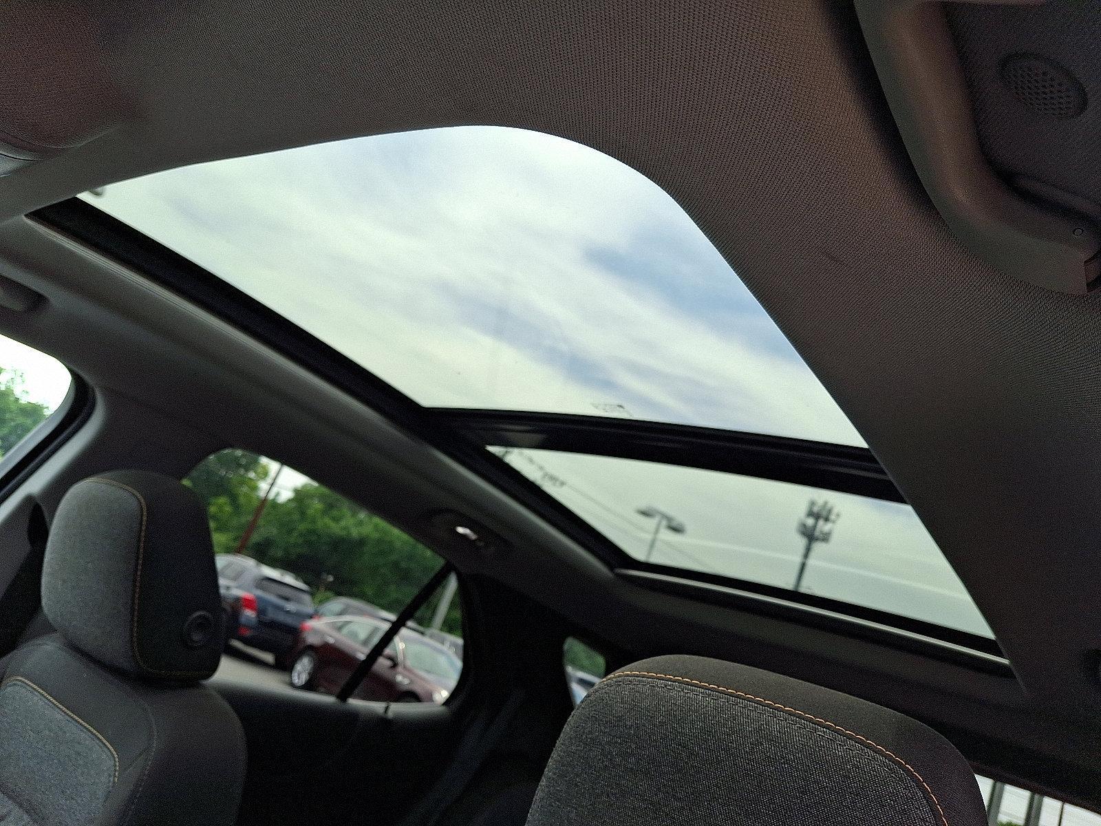 2022 Chevrolet Equinox Vehicle Photo in BETHLEHEM, PA 18017-9401